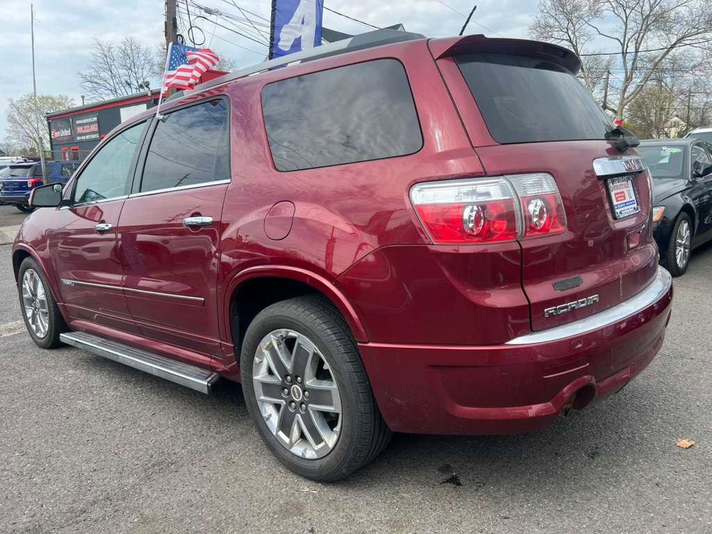 Used 2011 GMC Acadia Denali image 25