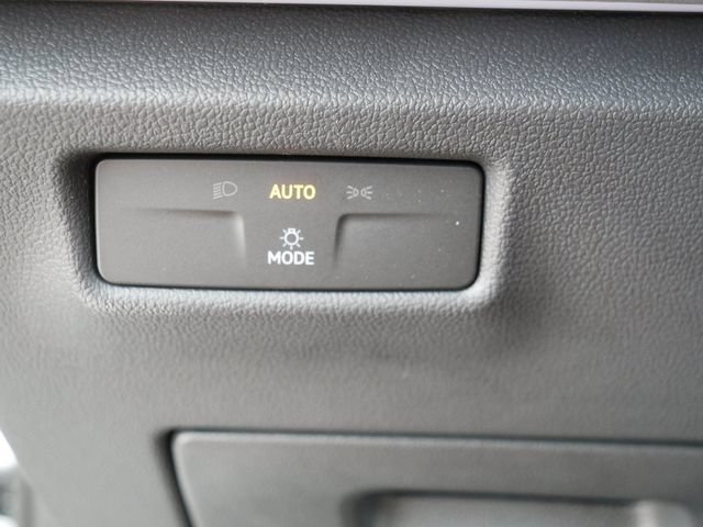 Certified 2026 Volkswagen Tiguan SE AWD/4WD image 23
