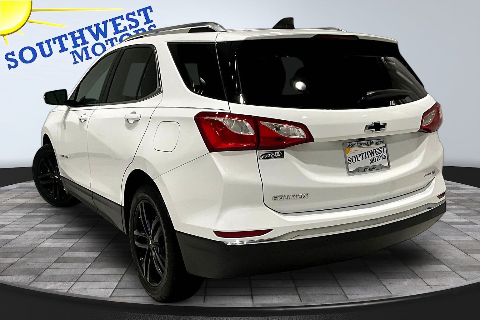 Used 2021 Chevrolet Equinox LT AWD/4WD image 5