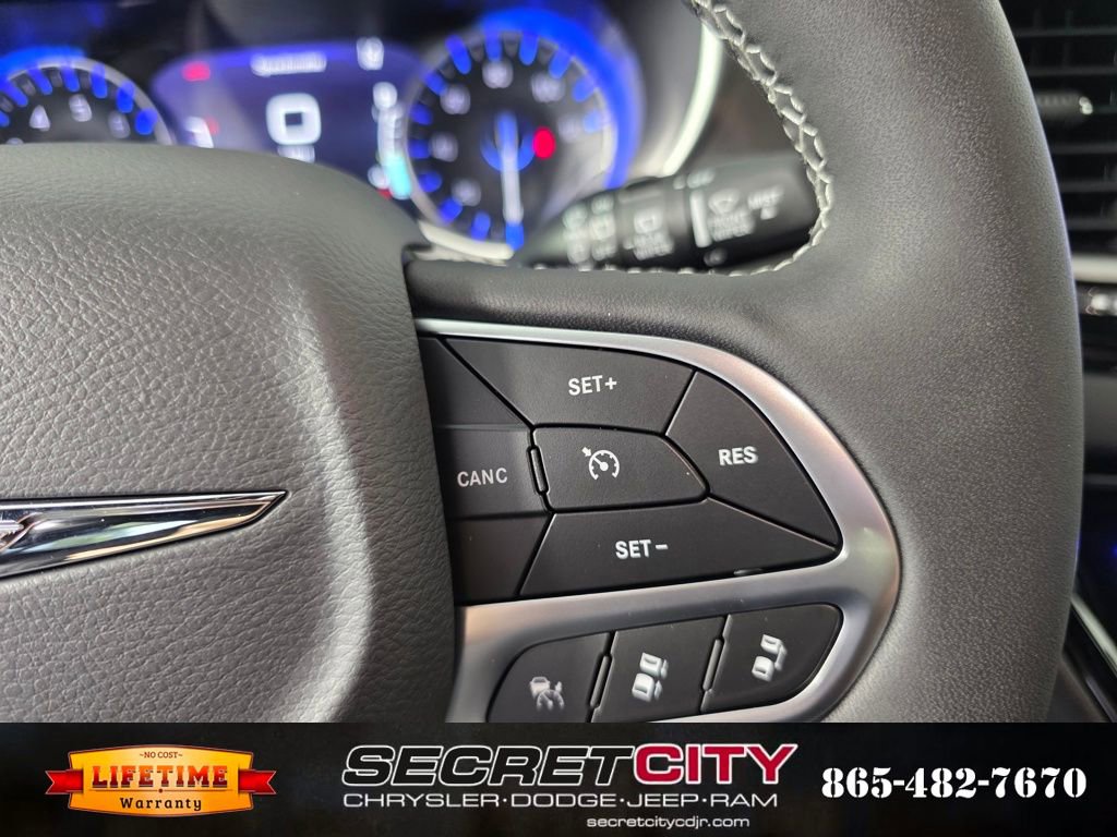New 2026 Chrysler Voyager LX FWD image 18