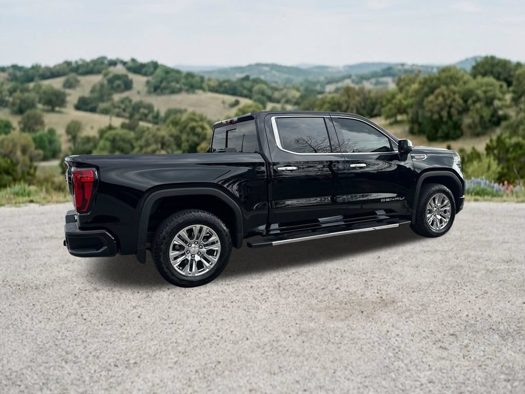 Used 2025 GMC Sierra 1500 Denali w/ Technology Package AWD/4WD image 10
