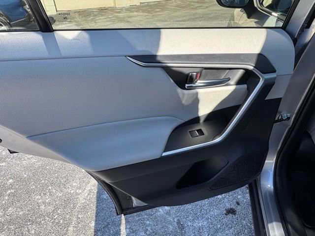 Used 2024 Toyota RAV4 XLE w/ Convenience Package image 15