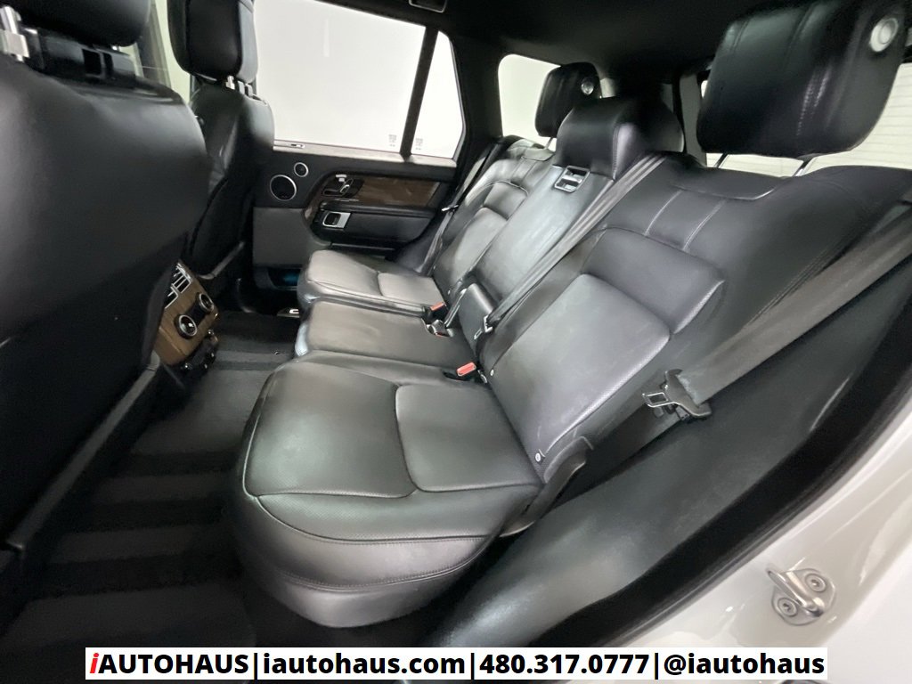 Used 2018 Land Rover Range Rover HSE image 16