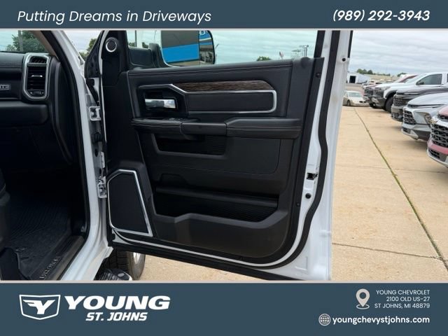 Used 2021 RAM 2500 Laramie AWD/4WD image 44