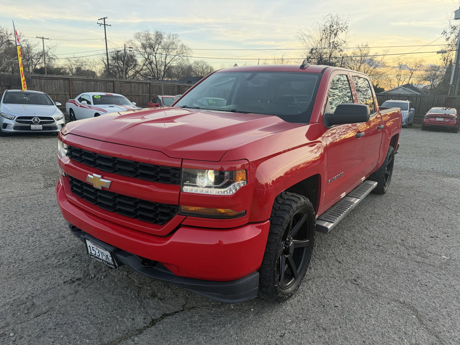Used 2018 Chevrolet Silverado 1500 Custom w/ Custom Value Package image 1