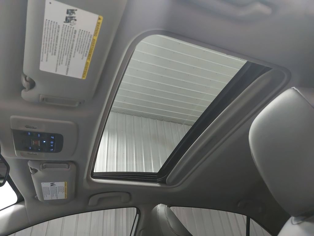 Used 2019 Toyota Camry XLE image 49