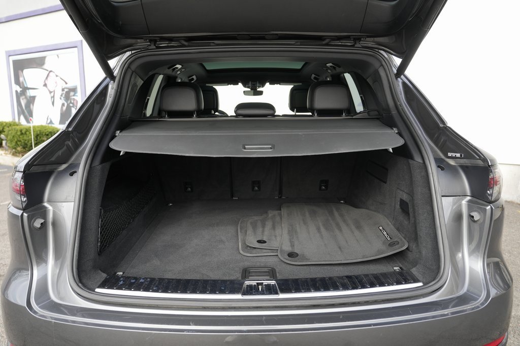 Used 2020 Porsche Cayenne image 15
