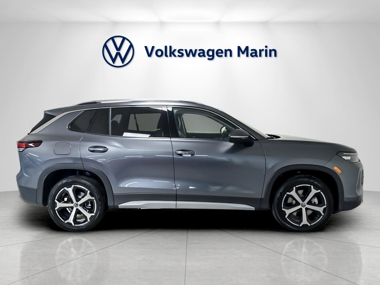 New 2026 Volkswagen Tiguan SE AWD/4WD image 6