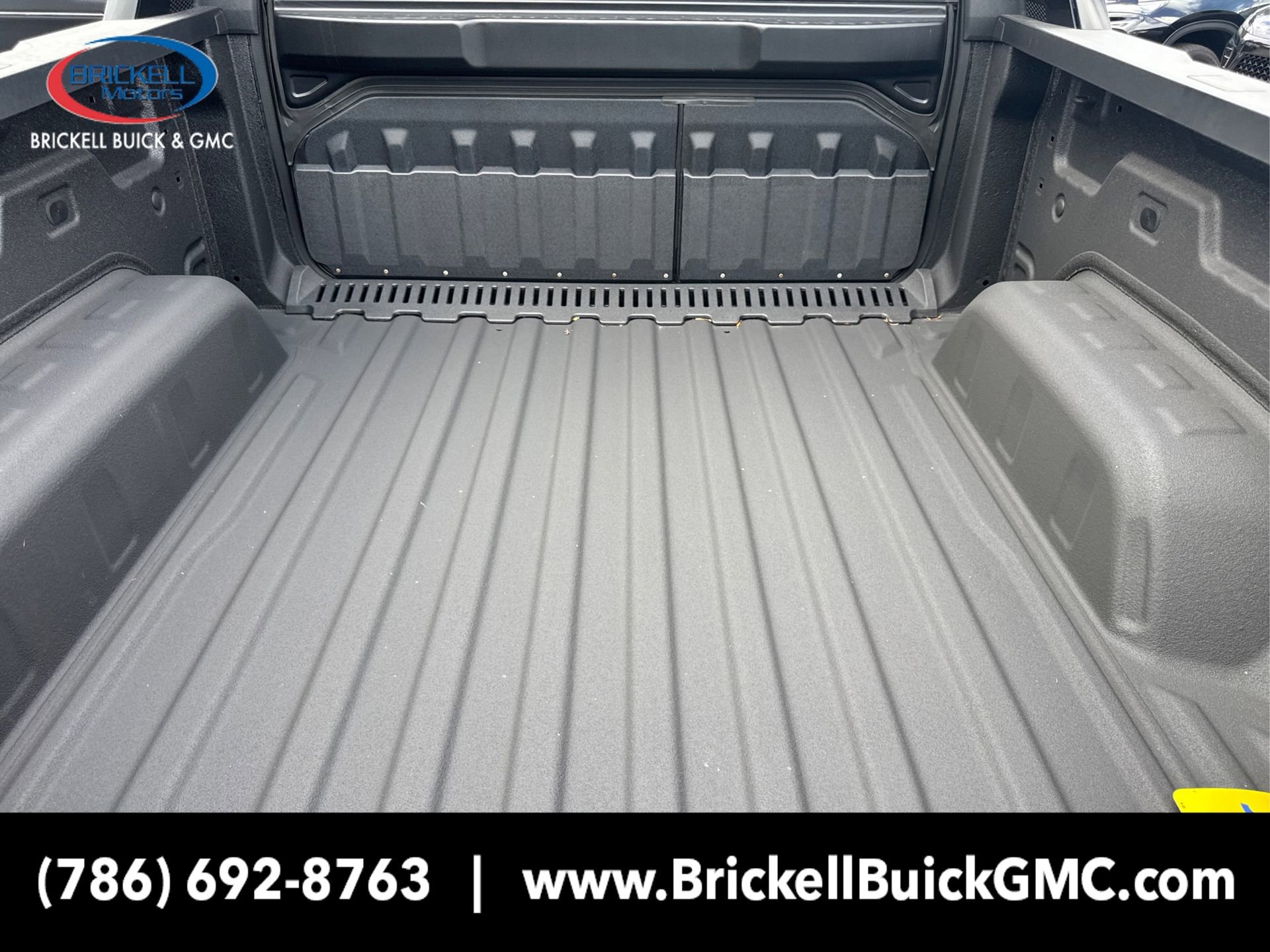 New 2025 GMC Sierra EV Denali image 12