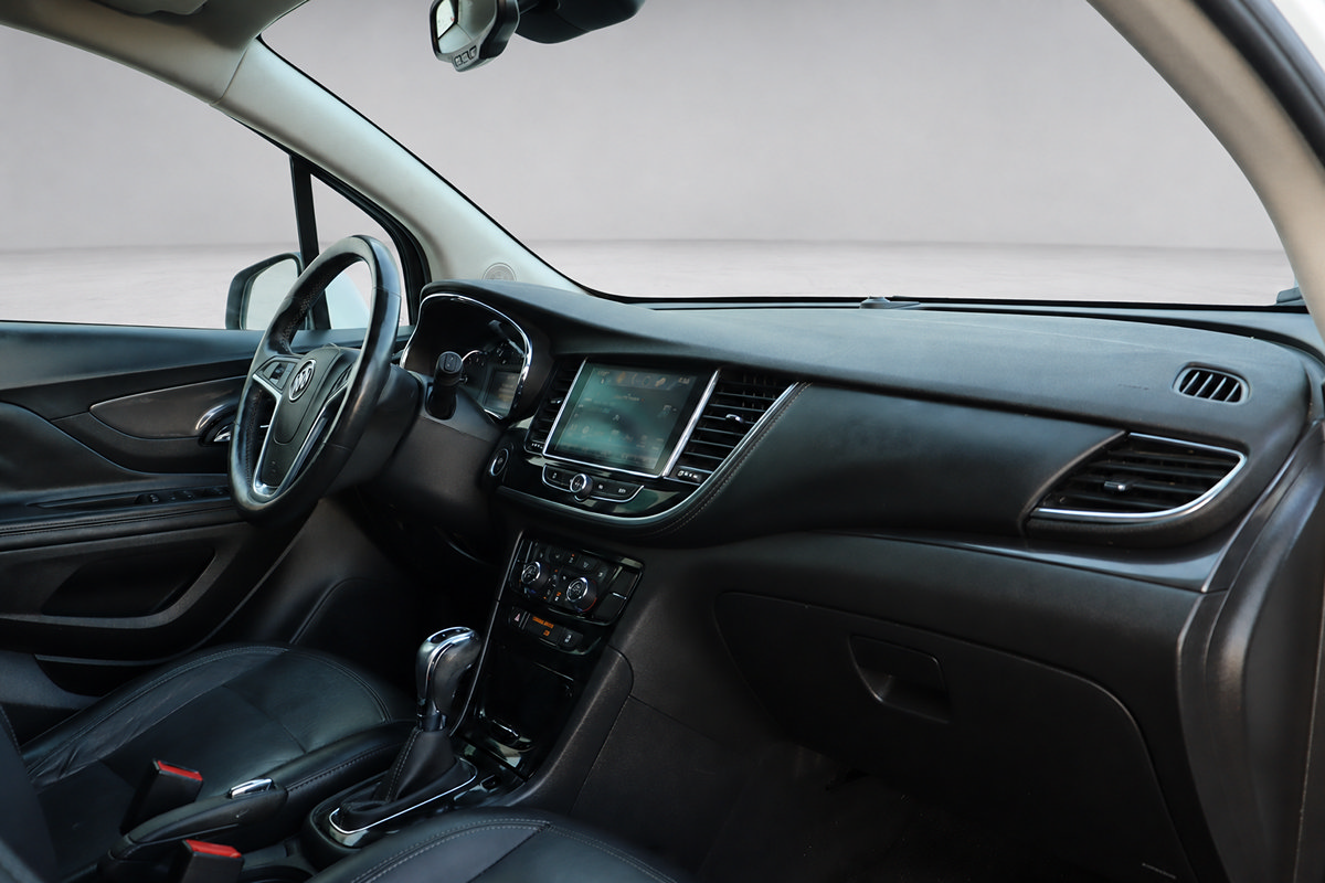 Used 2017 Buick Encore Essence FWD image 22
