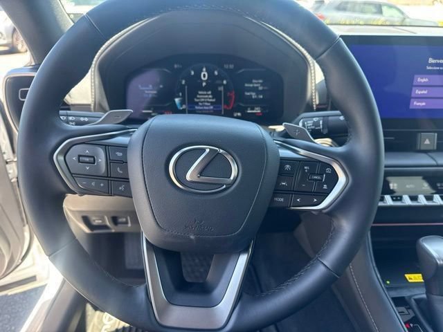 Used 2026 Lexus IS 350 F Sport RWD image 18