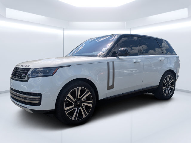 Used 2023 Land Rover Range Rover SE AWD/4WD image 1