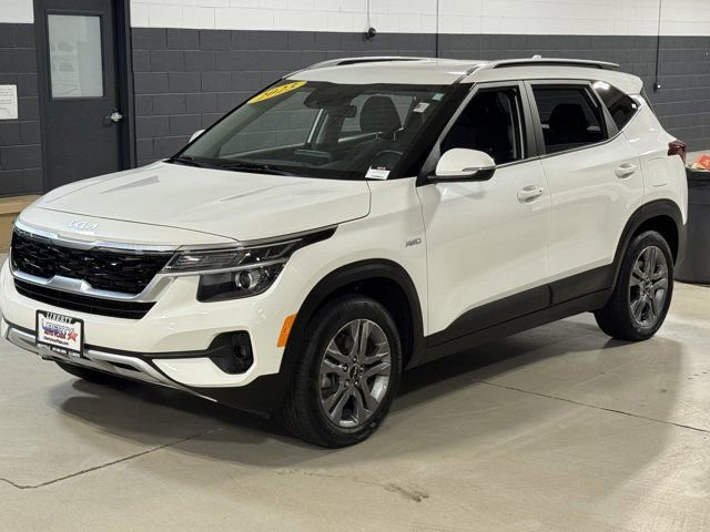 Used 2023 Kia Seltos S w/ Navigation Package image 17