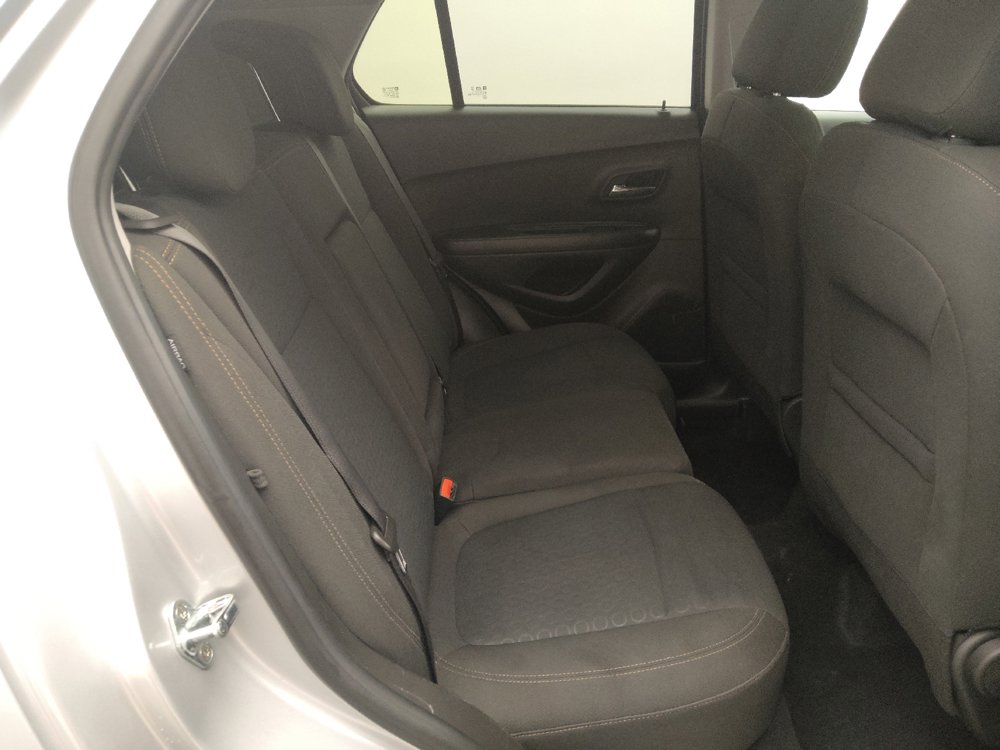 Used 2022 Chevrolet Trax LS w/ Tint and Cruise Package FWD image 19