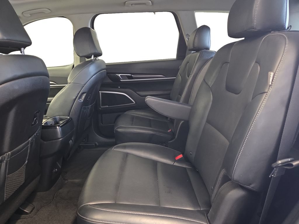 Used 2025 Kia Telluride S AWD/4WD image 25