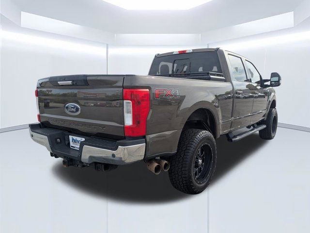 Used 2017 Ford F250 Lariat w/ FX4 Off-Road Package image 4