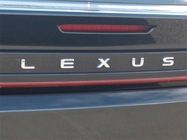 Used 2024 Lexus RZ 450e Premium image 33