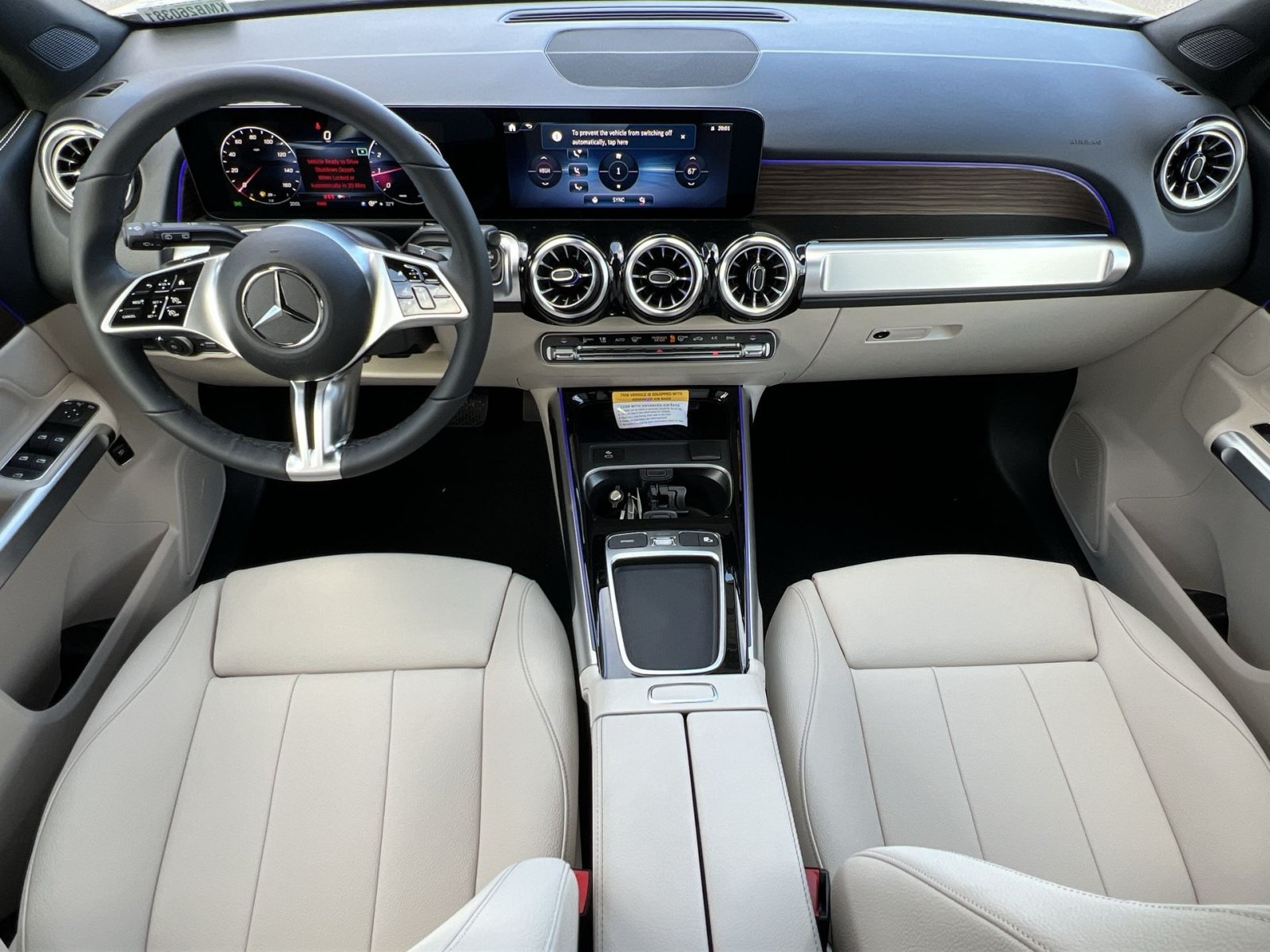 Used 2026 Mercedes-Benz GLB 250 4MATIC image 21