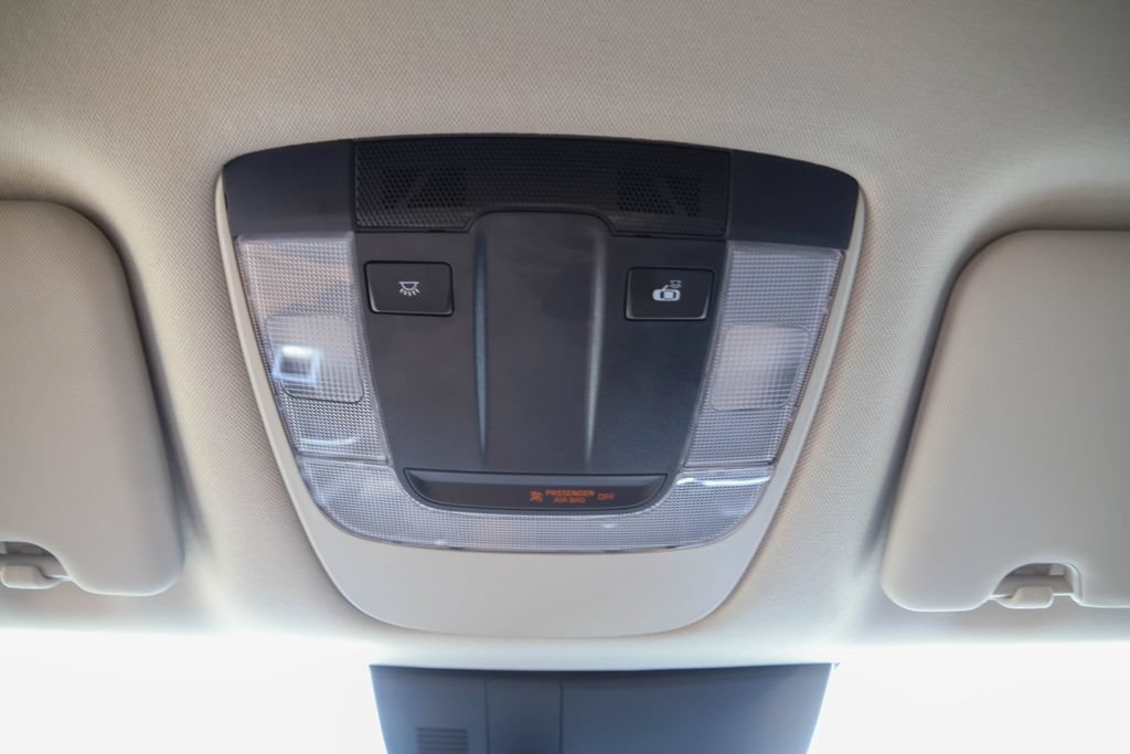 Used 2025 Kia Sportage LX FWD image 18