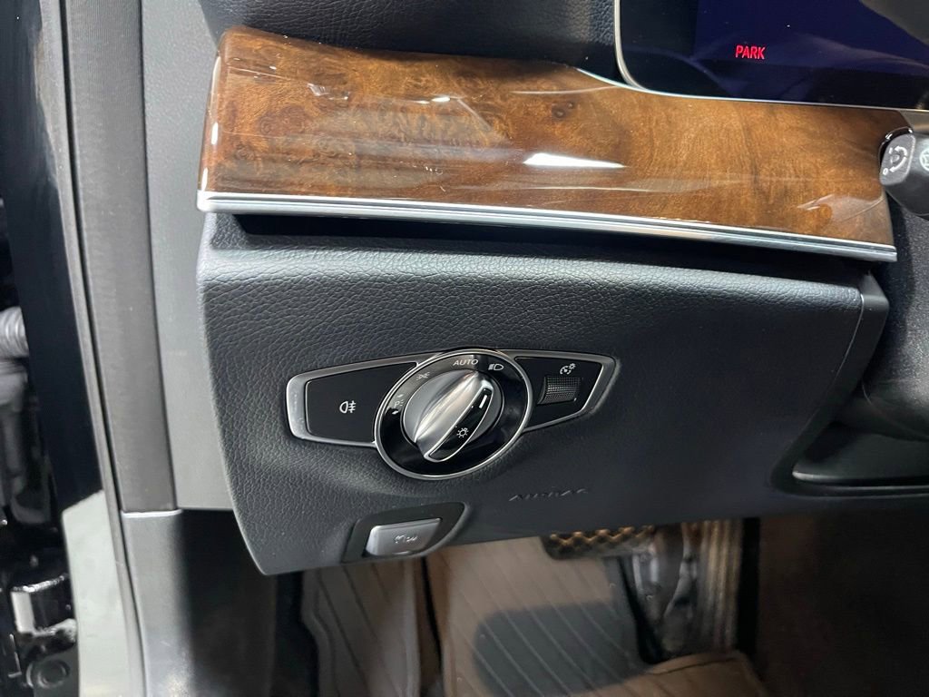 Used 2022 Mercedes-Benz E 450 4MATIC Sedan image 19