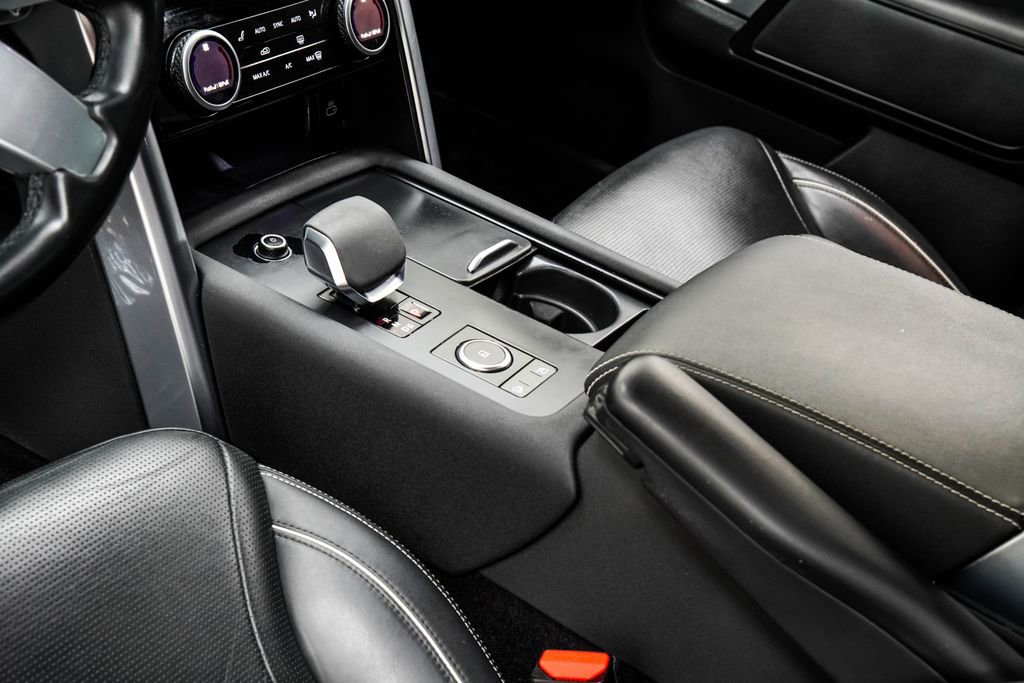 Used 2022 Land Rover Discovery HSE R-Dynamic image 21