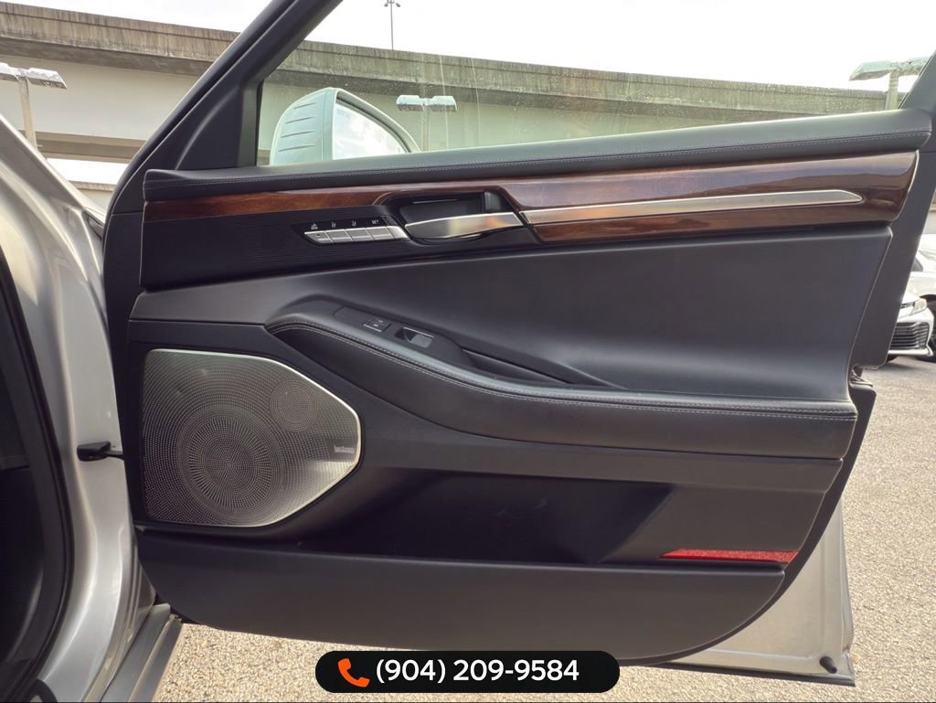 Used 2017 Genesis G90 5.0 Ultimate image 35