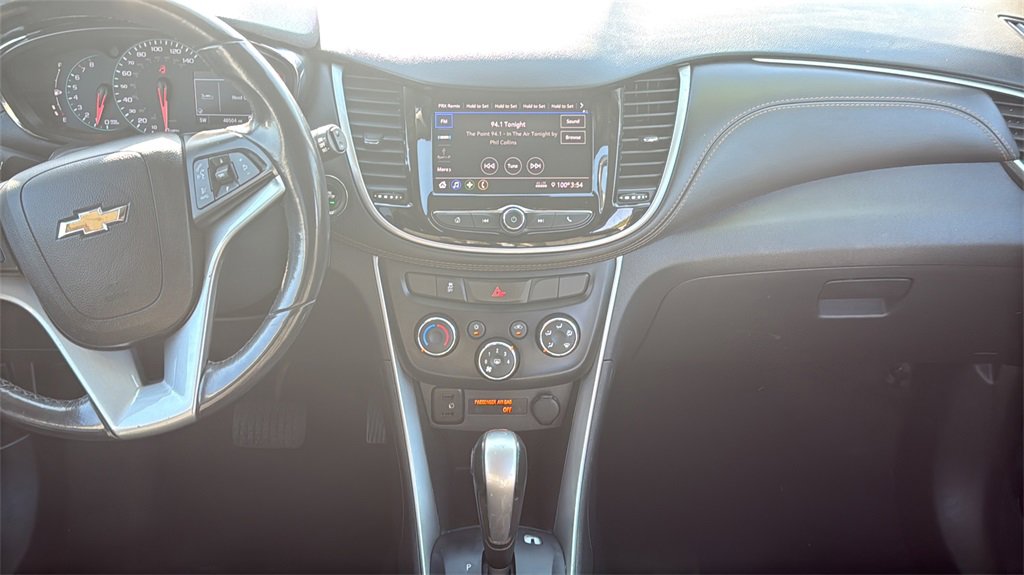 Used 2022 Chevrolet Trax LT w/ Driver Confidence Package image 20
