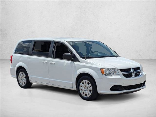 Used 2018 Dodge Grand Caravan SE w/ UConnect Hands-Free Group FWD image 3