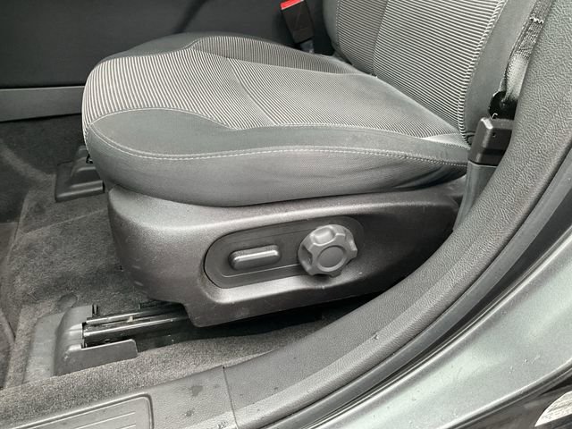 Used 2018 Ford Taurus SEL image 26