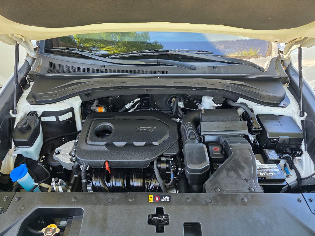 Used 2019 Hyundai Santa Fe SE FWD image 11