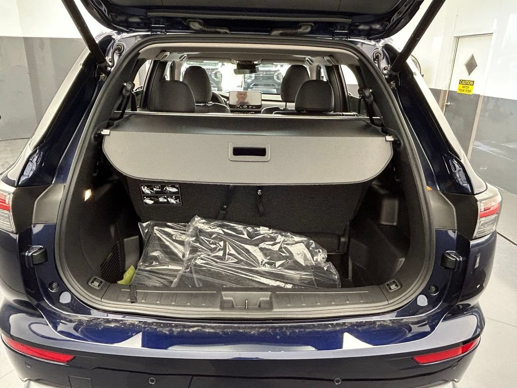New 2026 Mitsubishi Outlander SE FWD image 47