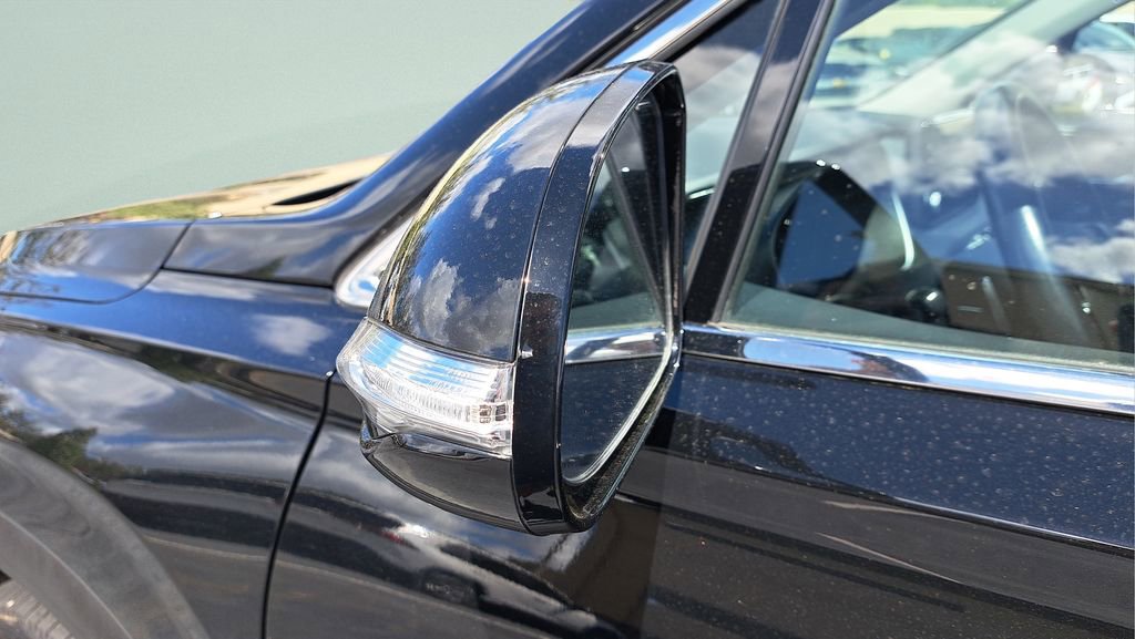 Used 2021 Hyundai Santa Fe Blue w/ Cargo Package image 11