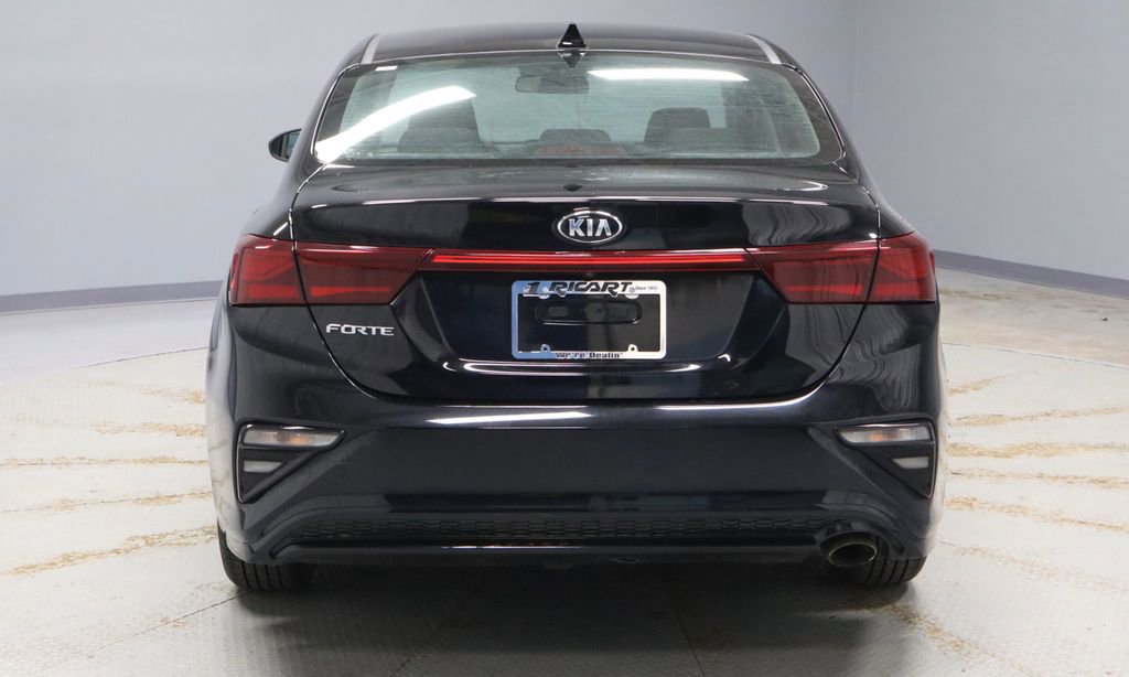 Used 2021 Kia Forte LXS image 8