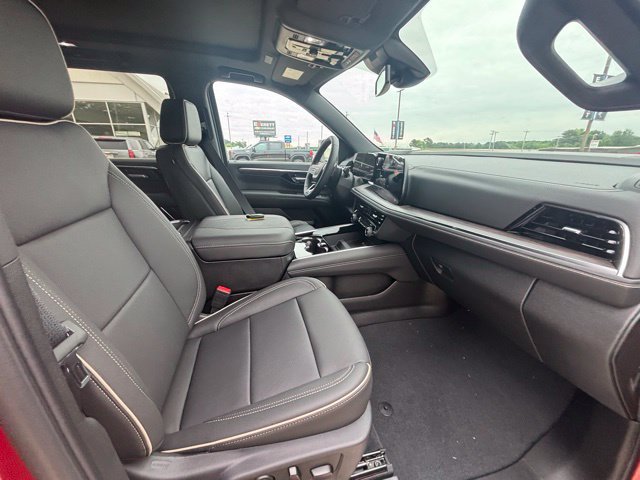 New 2026 Chevrolet Tahoe Premier w/ Sun And Tow Package AWD/4WD image 16
