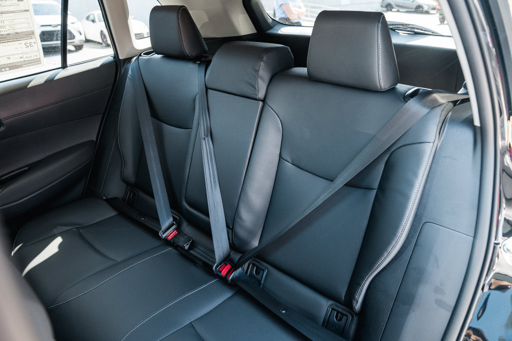 New 2026 Toyota Corolla Cross XLE w/ Convenience Package FWD image 28