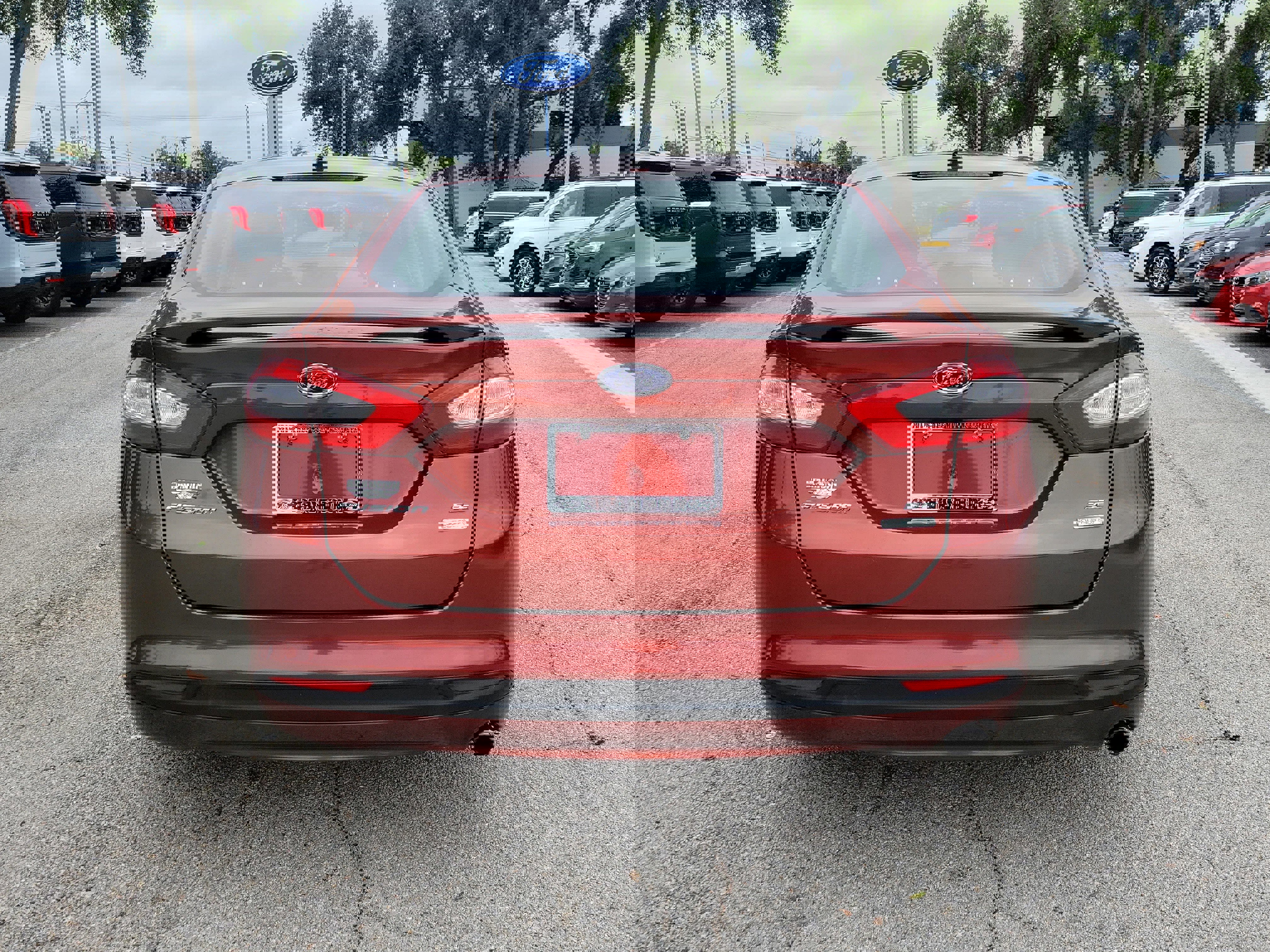 Used 2014 Ford Fusion SE w/ Equipment Group 201A image 8