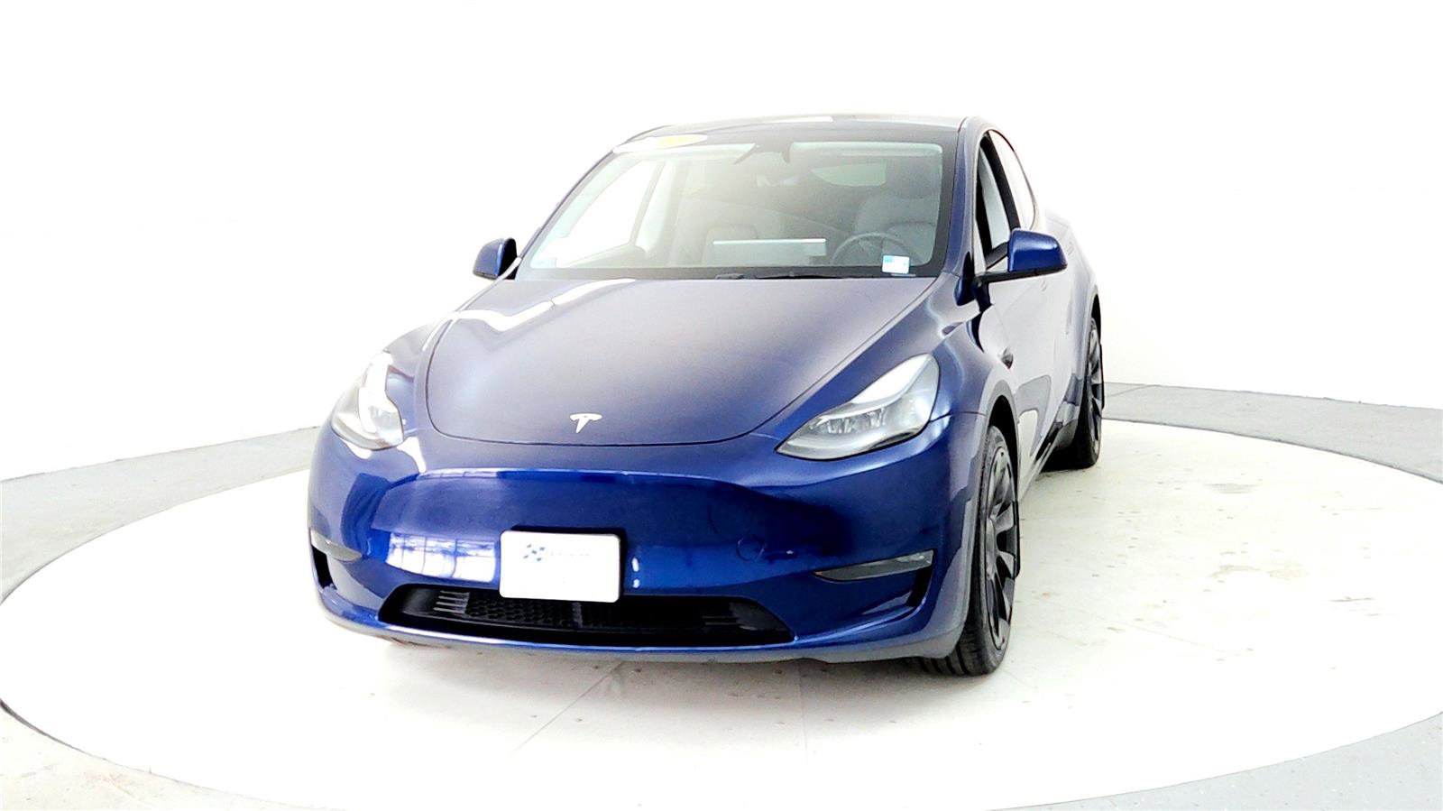 Used 2024 Tesla Model Y Long Range image 2