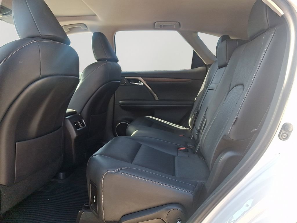 Used 2020 Lexus RX 350L Premium w/ Premium Package image 8