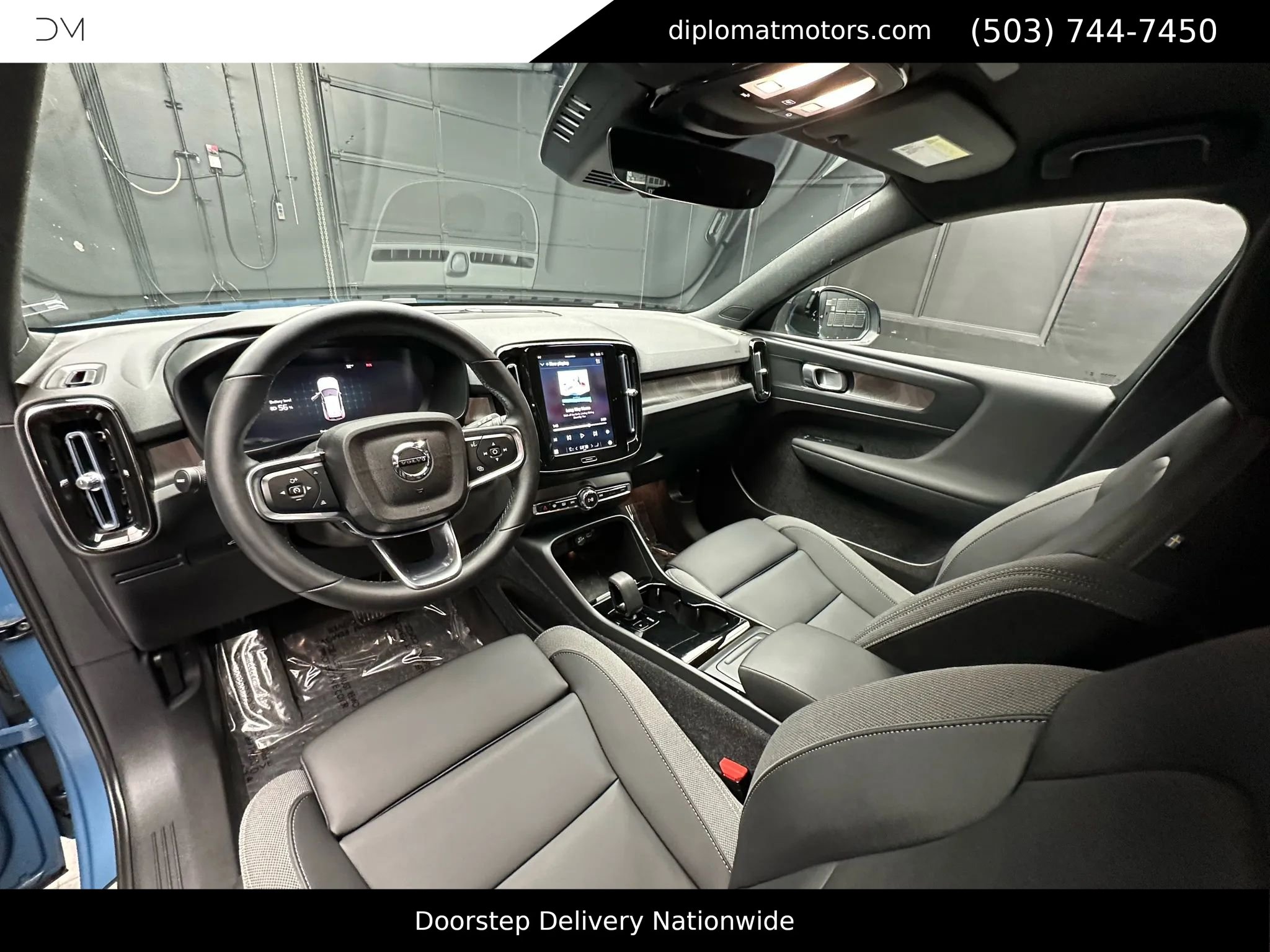 Used 2023 Volvo XC40 Recharge Core image 16