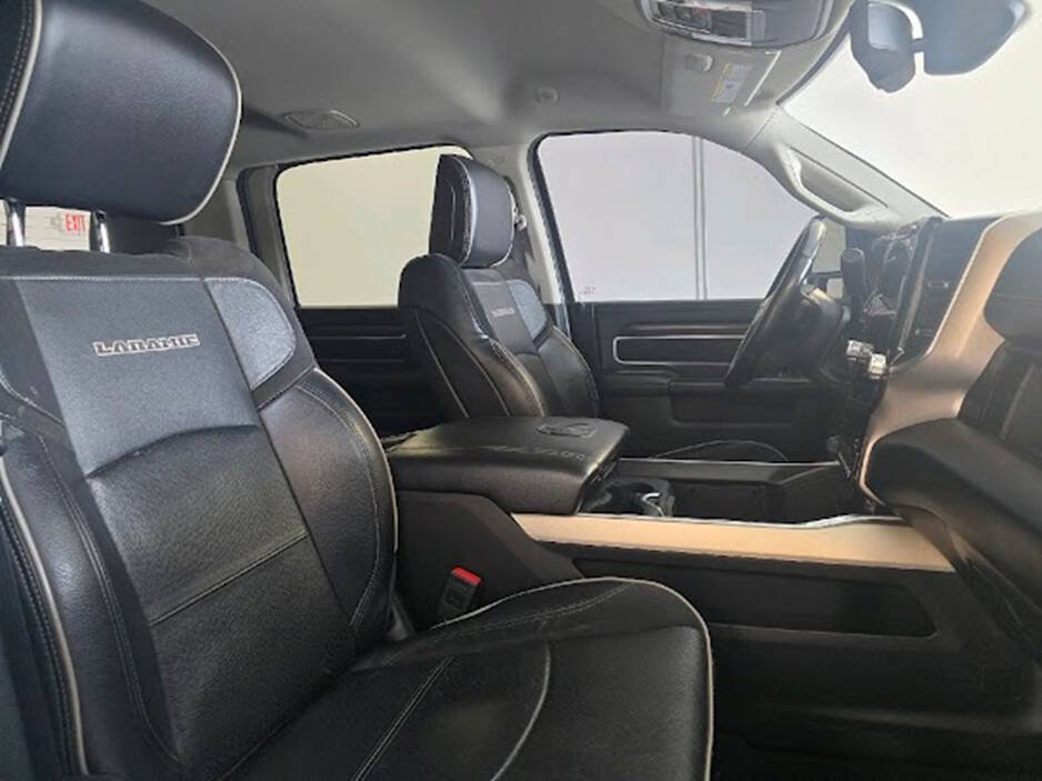 Used 2023 RAM 2500 Laramie AWD/4WD image 16