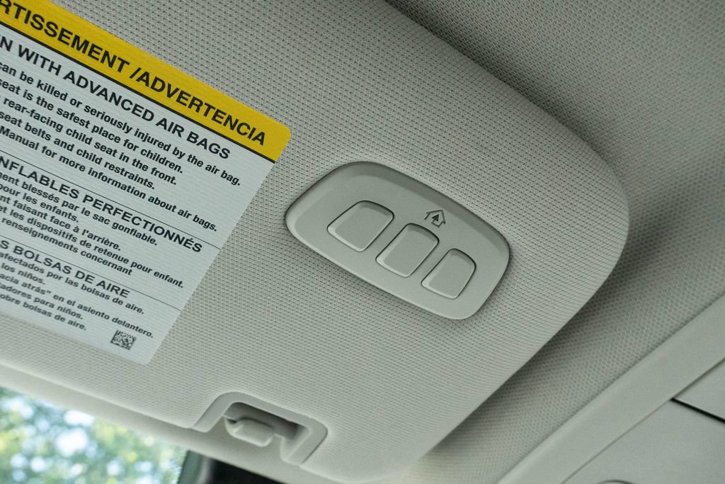 Used 2025 Ford Explorer Active w/ Active Comfort Package RWD image 35