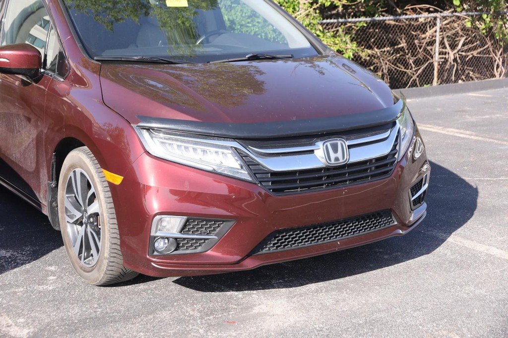 Used 2018 Honda Odyssey Elite image 2