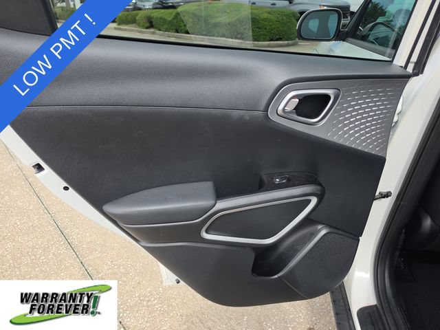 Used 2022 Kia Soul LX FWD image 12