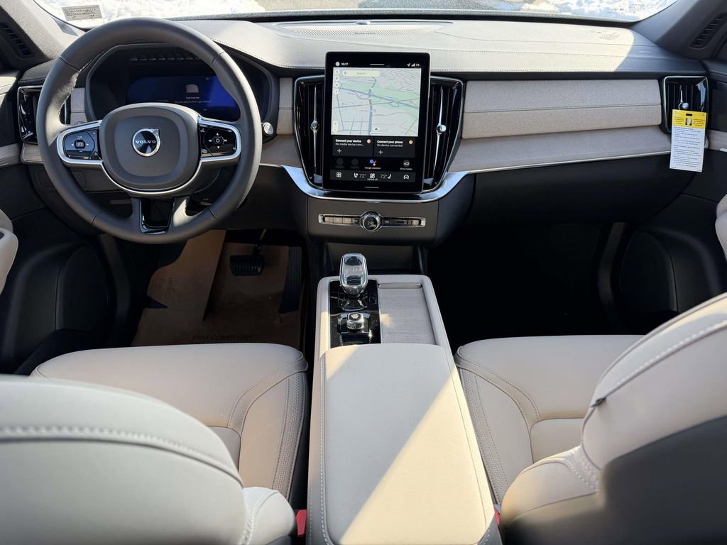 New 2026 Volvo XC90 B6 Plus w/ Protection Package Premier AWD/4WD image 2
