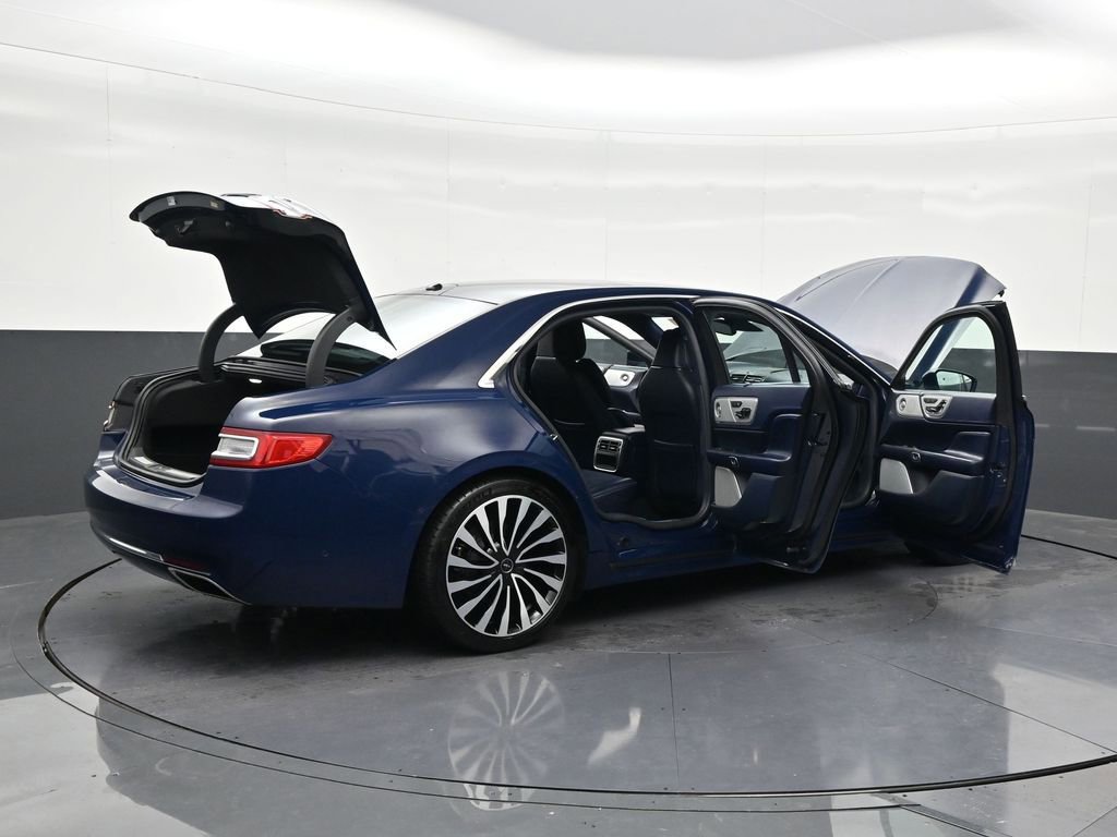 Used 2017 Lincoln Continental Black Label w/ Rear-seat Package image 33