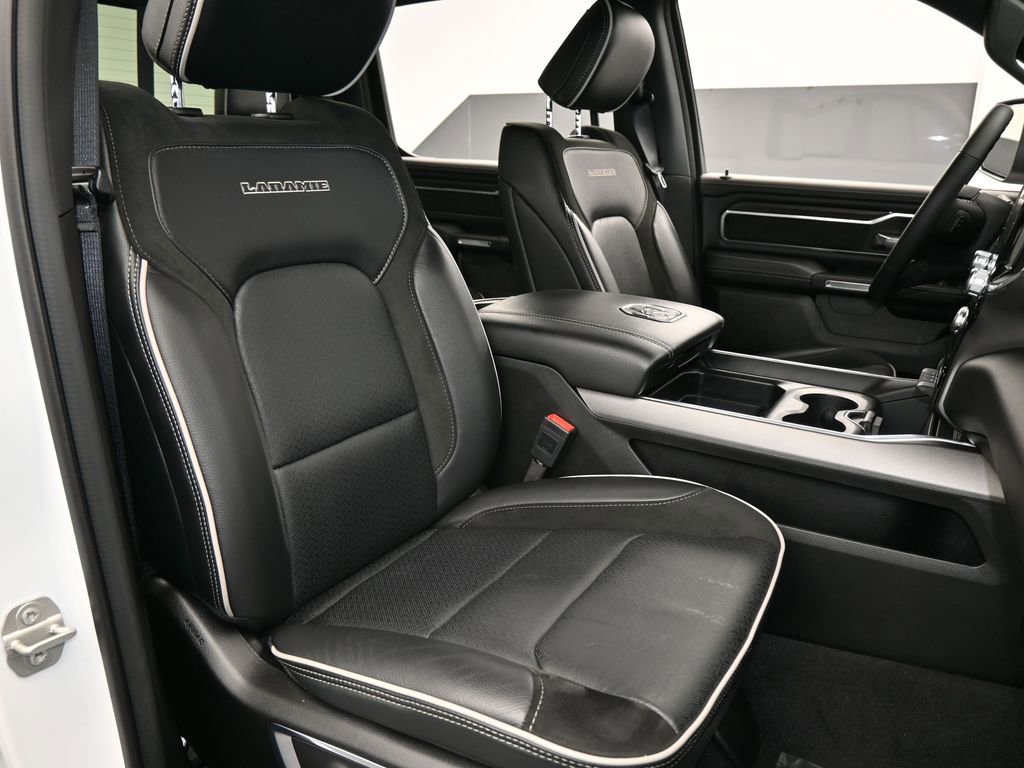 Used 2025 RAM 1500 Laramie image 47