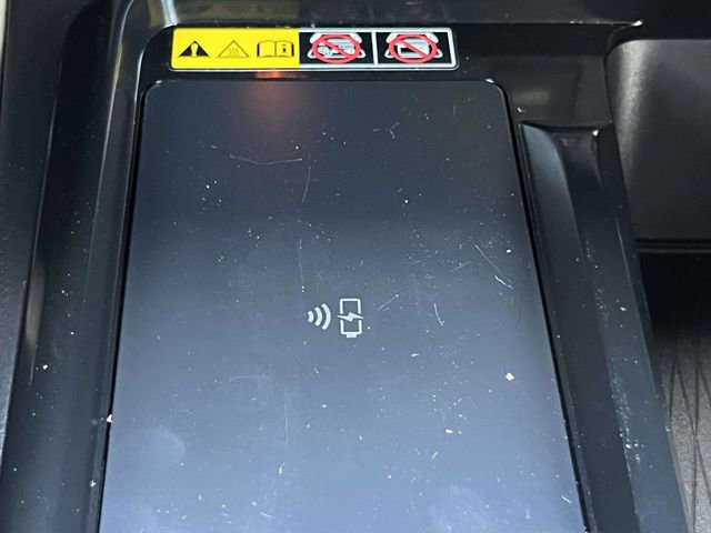 Used 2025 Toyota Camry SE image 17