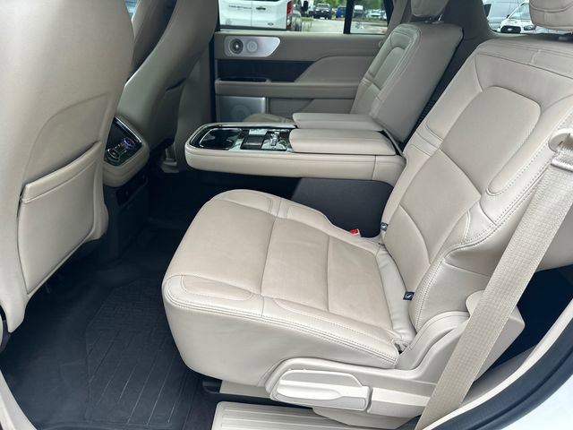 Certified 2020 Lincoln Navigator Reserve w/ Equipment Group 208A Reserve AWD/4WD image 21