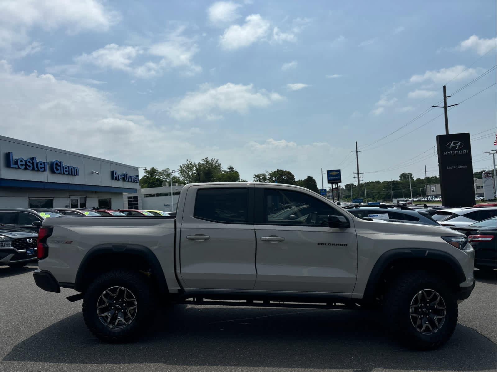 Certified 2026 Chevrolet Colorado ZR2 w/ Technology Package AWD/4WD image 4