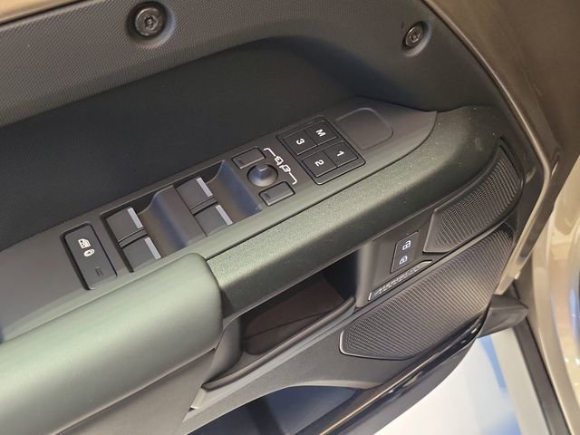 New 2026 Land Rover Defender 110 image 22